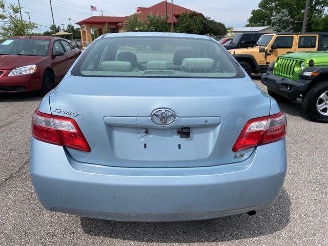 Photo of 2009 Blue Toyota Camry