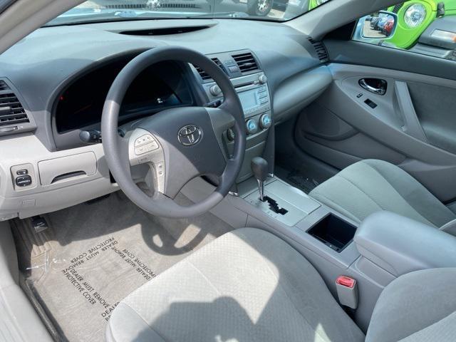 Photo of 2009 Blue Toyota Camry