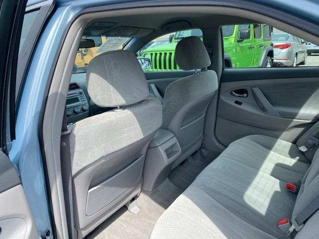 Photo of 2009 Blue Toyota Camry