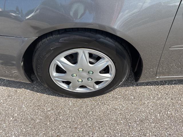 Photo of 2005 Phantom Gray Pearl Toyota Camry