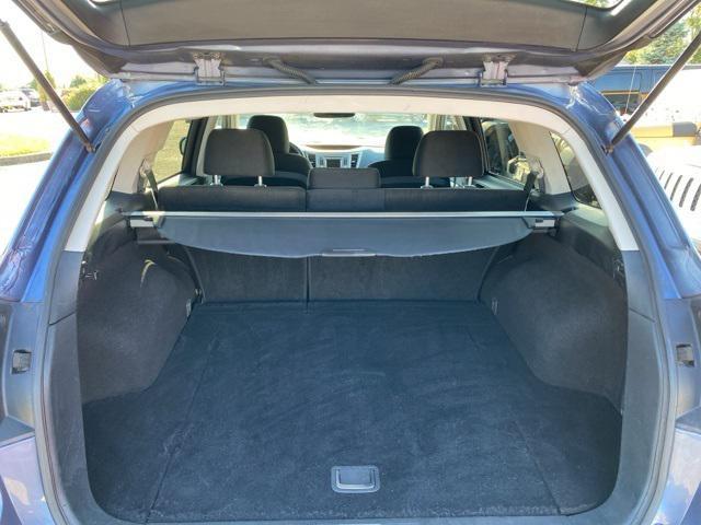 Photo of 2014 Twilight Blue Metallic Subaru Outback