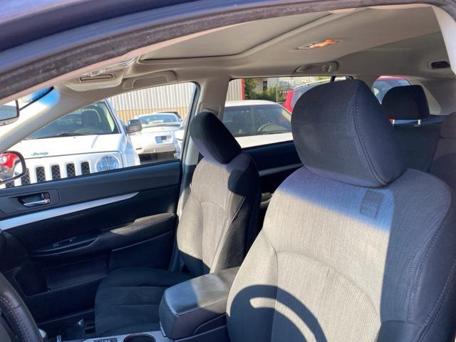 Photo of 2014 Twilight Blue Metallic Subaru Outback