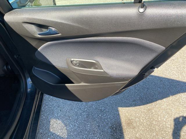 Photo of 2018 Graphite Metallic Chevrolet Cruze