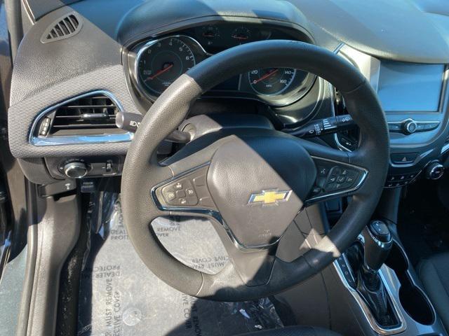 Photo of 2018 Graphite Metallic Chevrolet Cruze
