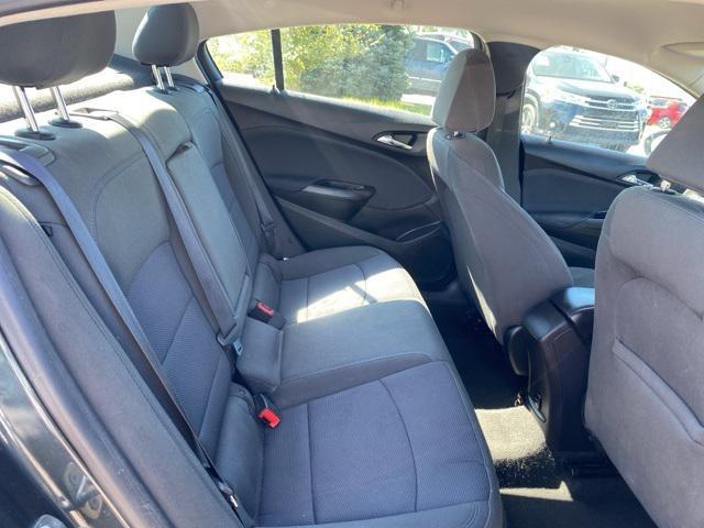 Photo of 2018 Graphite Metallic Chevrolet Cruze