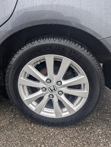 Photo of 2012 Gray Honda Civic