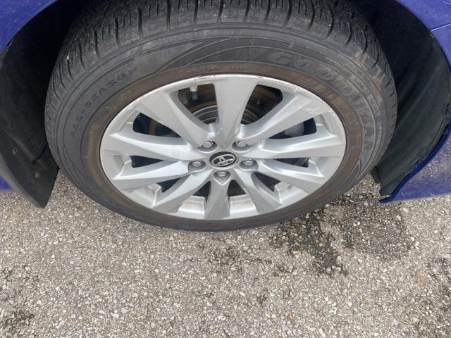 Photo of 2018 Blue Toyota Camry