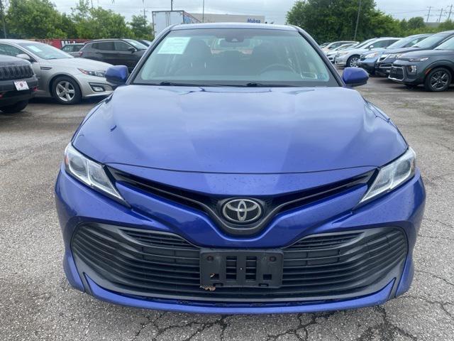 Photo of 2018 Blue Toyota Camry