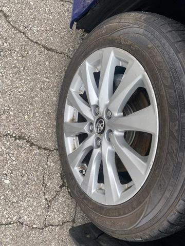Photo of 2018 Blue Toyota Camry