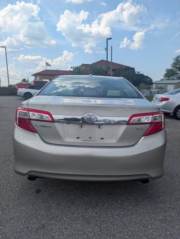 Photo of 2013 Gold Toyota Camry