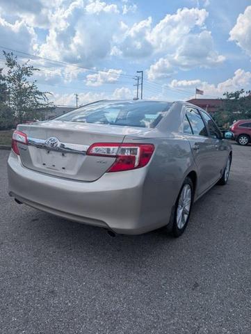 Photo of 2013 Gold Toyota Camry