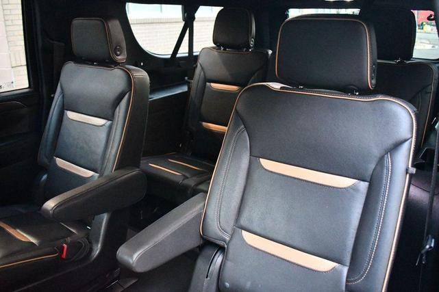 Photo of 2022 Onyx Black GMC Yukon XL