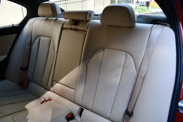 Photo of 2022 Sunset Orange Metallic BMW 330