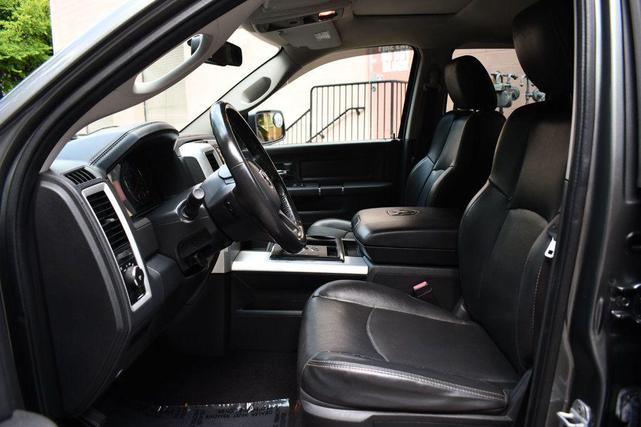 Photo of 2012 Mineral Gray Metallic Clearcoat RAM 1500