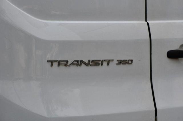 Photo of 2017 Oxford White Ford Transit-350