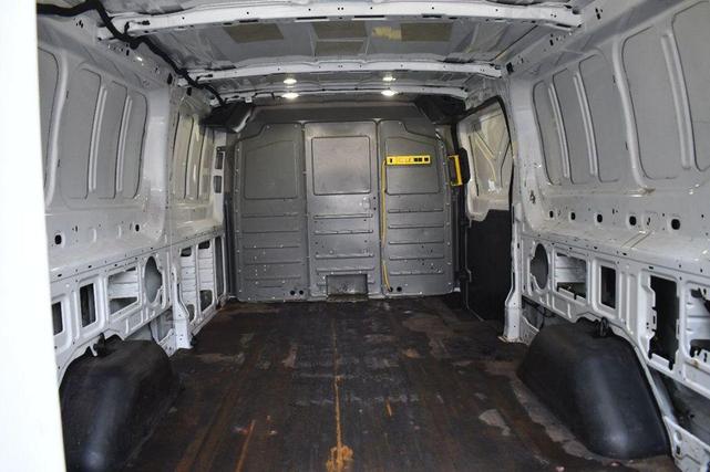 Photo of 2017 Oxford White Ford Transit-350