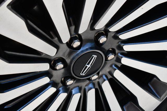 Photo of 2019 Iced Mocha Premium Colorant Lincoln Navigator