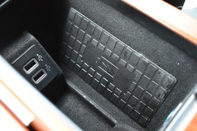 Photo of 2019 Iced Mocha Premium Colorant Lincoln Navigator