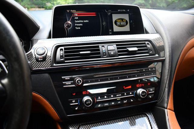 Photo of 2016 Black Sapphire Metallic BMW M6