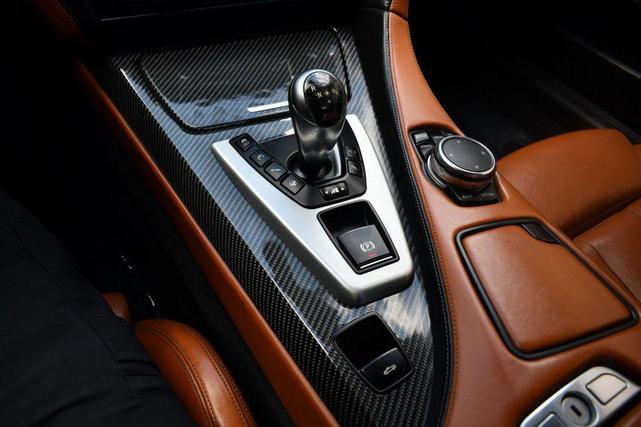 Photo of 2016 Black Sapphire Metallic BMW M6