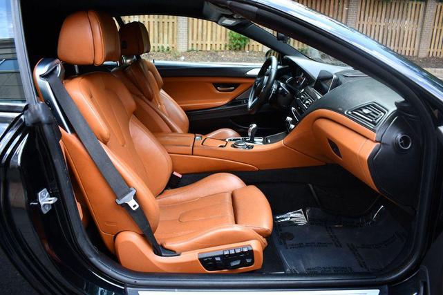 Photo of 2016 Black Sapphire Metallic BMW M6