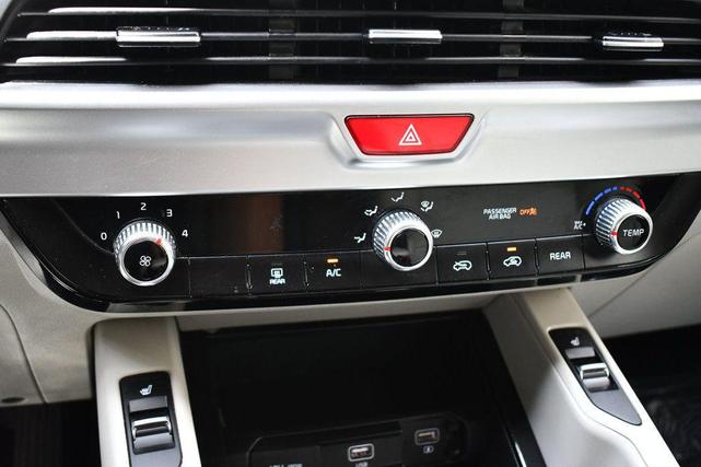 Photo of 2021 Gravity Grey Kia Telluride