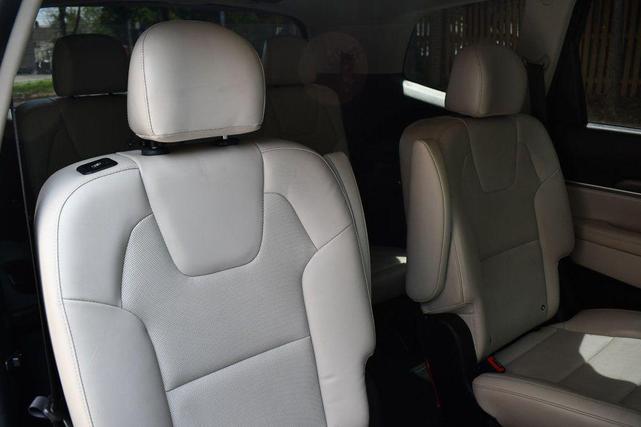 Photo of 2021 Gravity Grey Kia Telluride