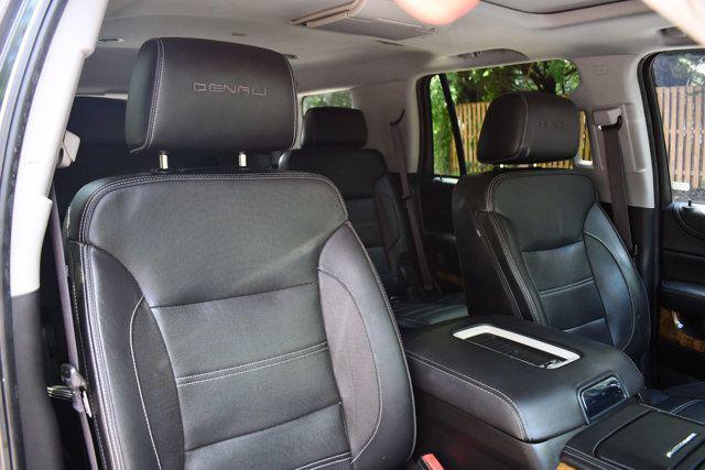 Photo of 2017 Onyx Black GMC Yukon