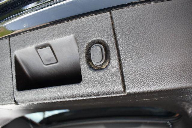 Photo of 2017 Onyx Black GMC Yukon