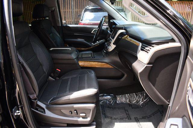 Photo of 2017 Onyx Black GMC Yukon