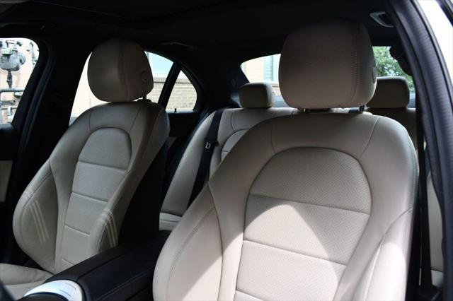 Photo of 2020 Polar White Mercedes-Benz C-Class