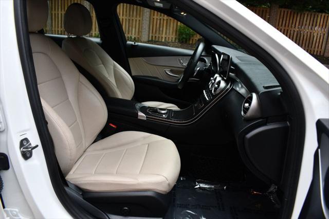 Photo of 2020 Polar White Mercedes-Benz C-Class