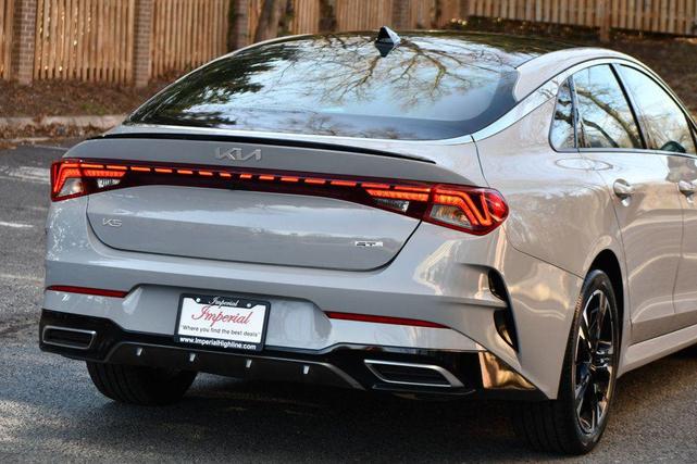 Photo of 2023 Wolf Gray Kia K5