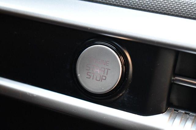 Photo of 2023 Wolf Gray Kia K5