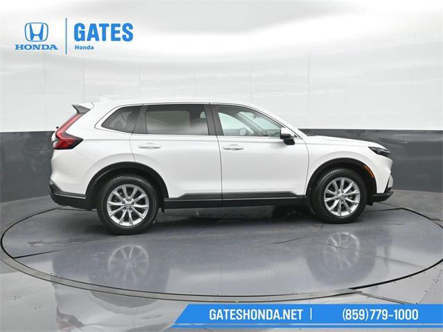 Photo of 2023 Platinum White Pearl Honda CR-V