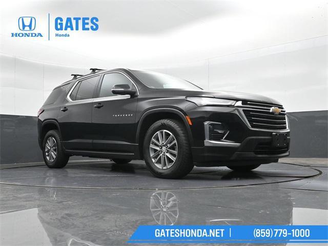 Photo of 2022 Mosaic Black Metallic Chevrolet Traverse