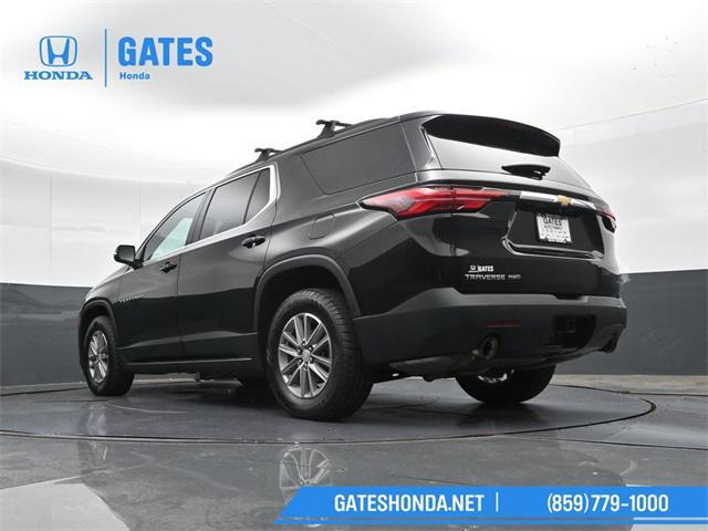 Photo of 2022 Mosaic Black Metallic Chevrolet Traverse