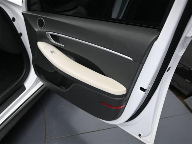 Photo of 2023 Serenity White Hyundai SONATA