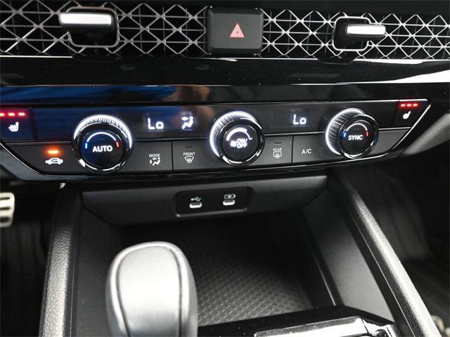 Photo of 2024 Platinum White Pearl Honda Accord Hybrid