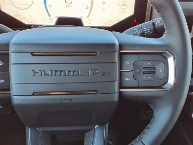 Photo of 2025 Interstellar White GMC HUMMER EV Pickup