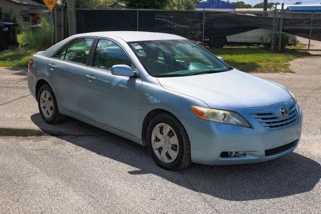 Photo of 2007 Blue Toyota Camry