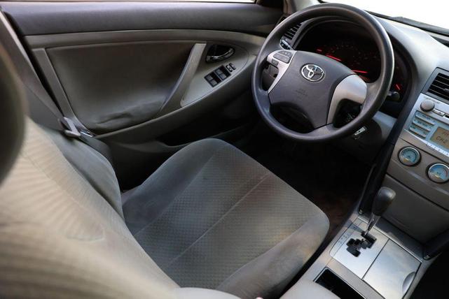 Photo of 2007 Blue Toyota Camry