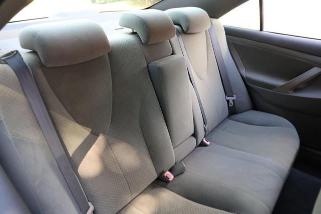 Photo of 2007 Blue Toyota Camry