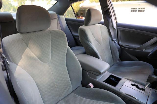 Photo of 2007 Blue Toyota Camry