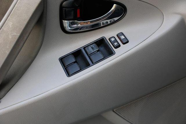 Photo of 2007 Blue Toyota Camry