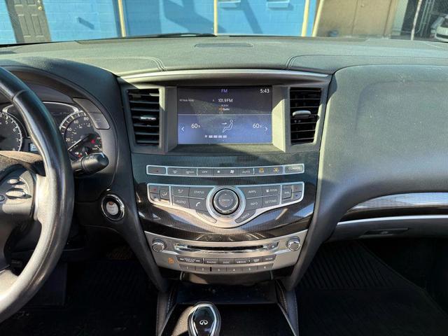 Photo of 2018 Liquid Platinum INFINITI QX60
