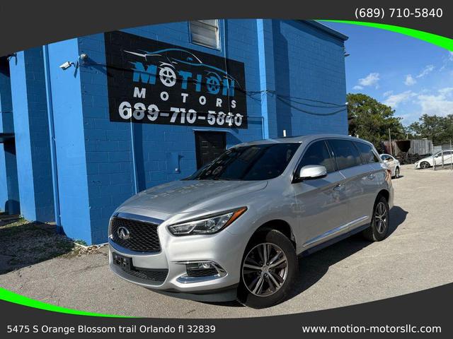 Photo of 2018 Liquid Platinum INFINITI QX60