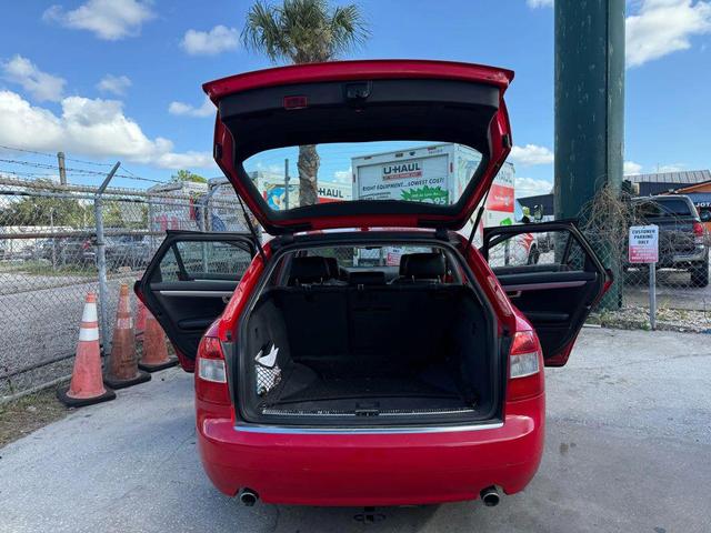 Photo of 2004 Red Audi A4