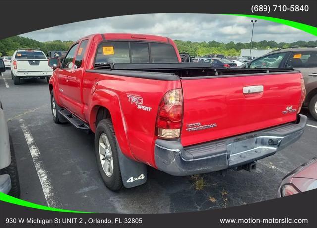 Photo of 2006 Red Toyota Tacoma