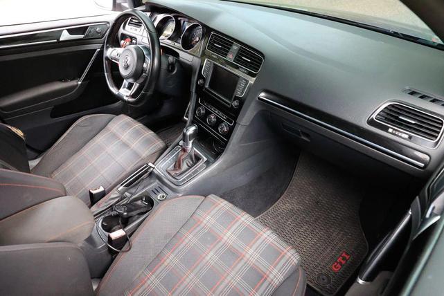 Photo of 2017 Carbon Steel Gray Metallic Volkswagen Golf GTI